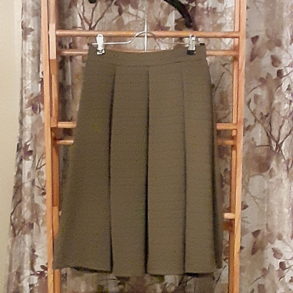 Beautiful green skirt by Ashley Blue